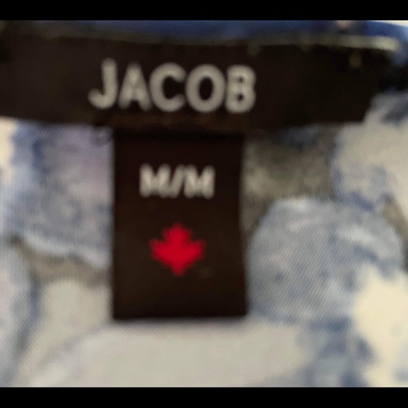 Beautiful figure flattering dress - Picture 4 of 4